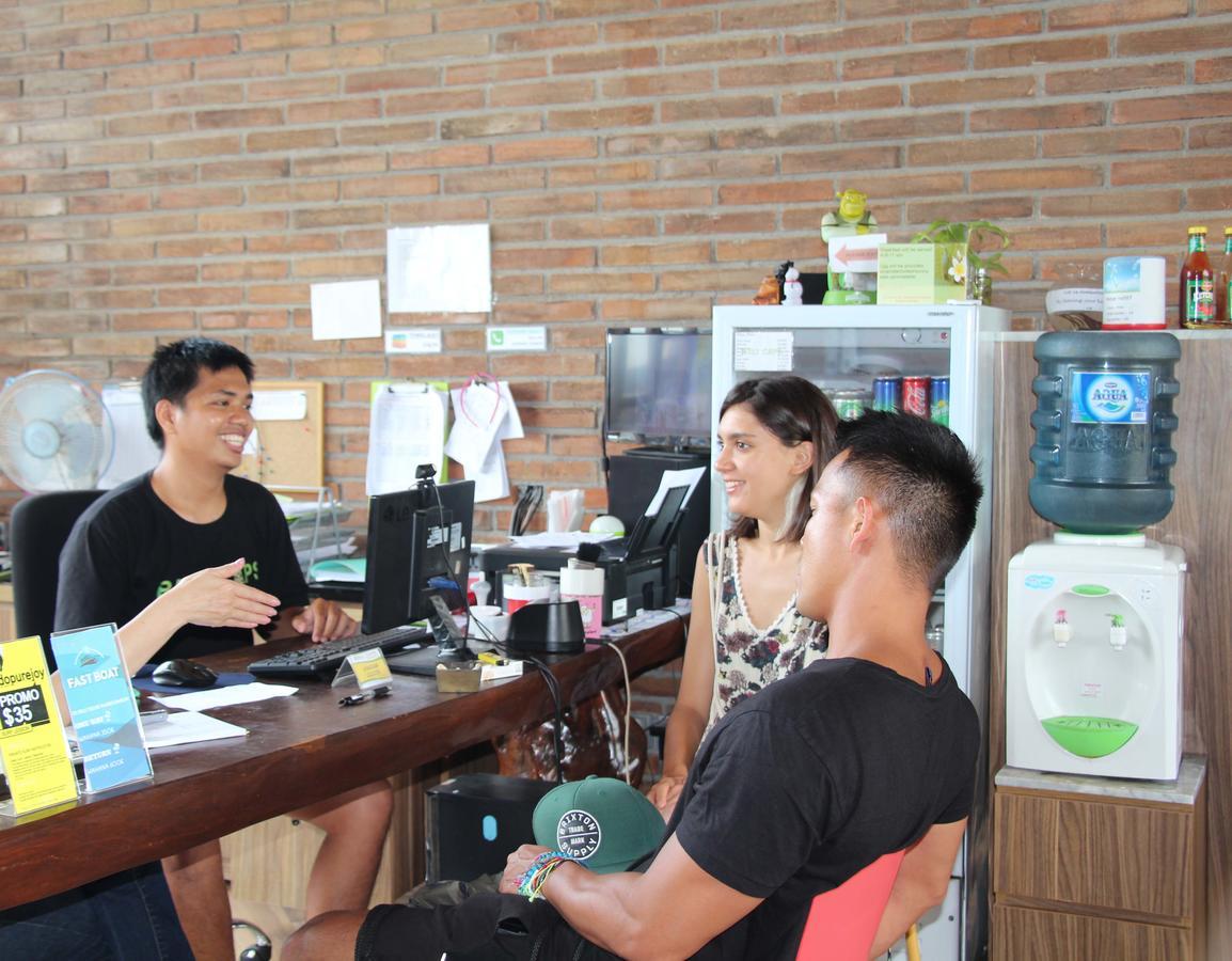 Bali Caps Hostel Kuta Lombok Eksteriør bilde
