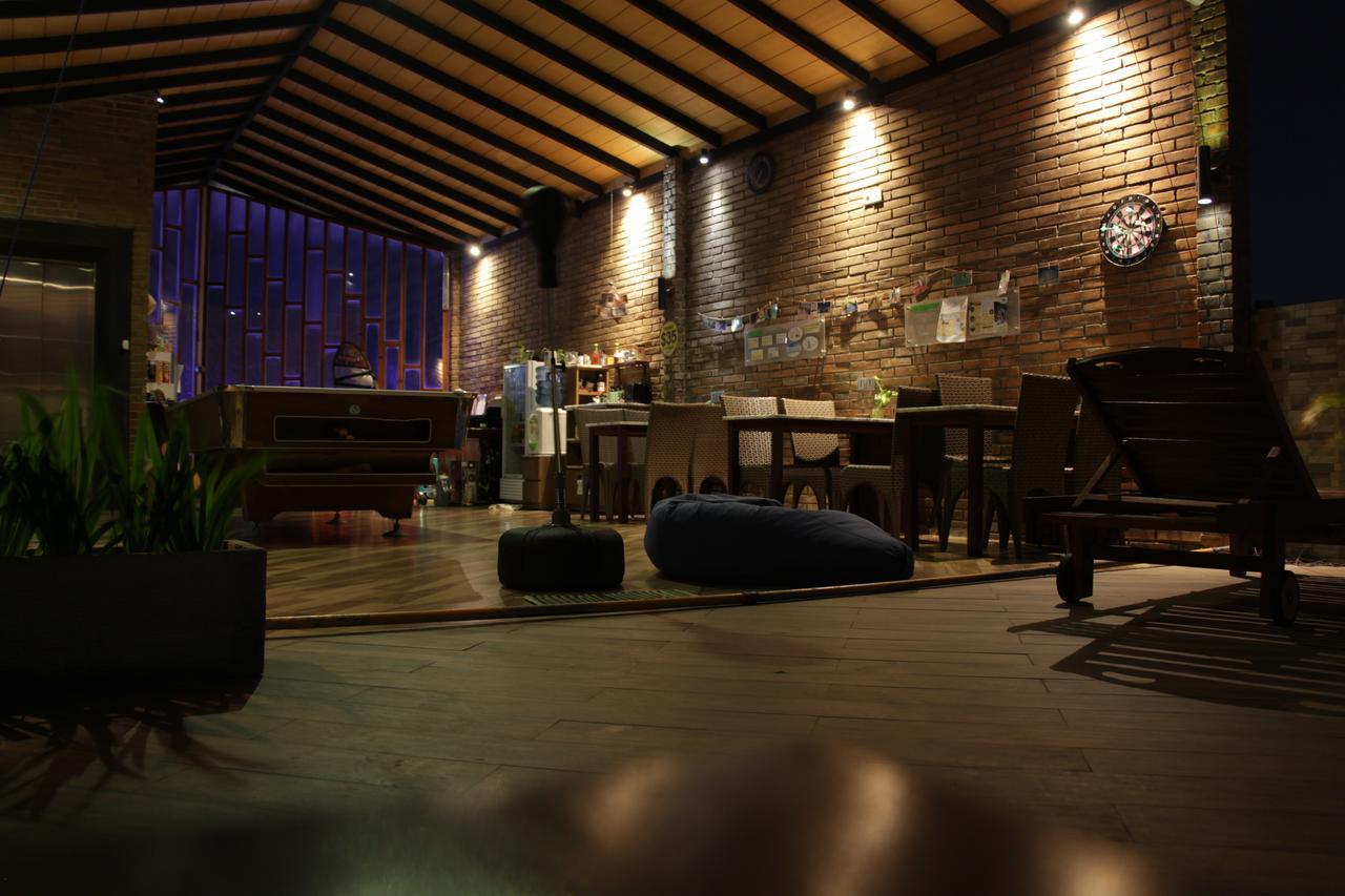 Bali Caps Hostel Kuta Lombok Eksteriør bilde